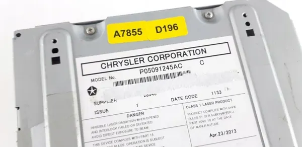 Jeep Grand Cherokee CD/DVD-Wechsler OEM 05091245AC image 4