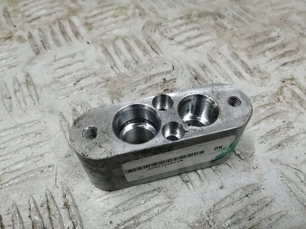 Klima-Expansionsventil OEM 242122016 für Renault Megane image 2