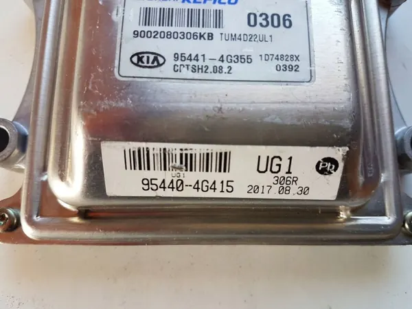 Direção Kia Sorento 2017 OEM 954414G355 image 6
