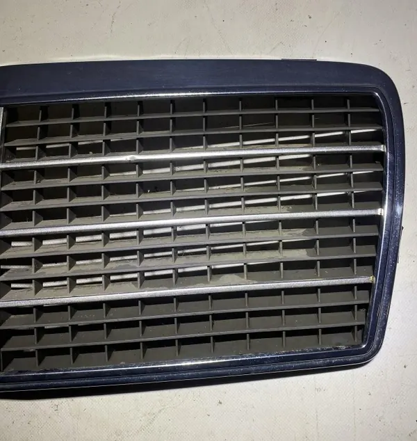 Grille Mercedes-Benz W124 Facelift OEM A1248880223 image 4