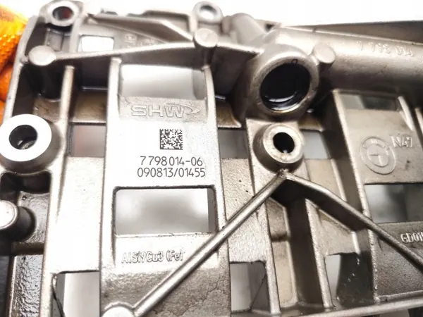 BMW Öljypumppu OEM 7798014 N47 2.0D moottorille image 6