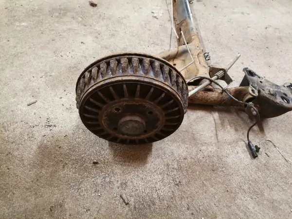 Renault Captur Viga del eje trasero OEM bgfdsasdf image 5