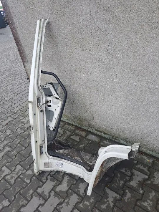 OEM ĆWIARTKA BOK SŁUPEK PRÓG LEWY KABINY VOLVO FL 6 00-06 image 3