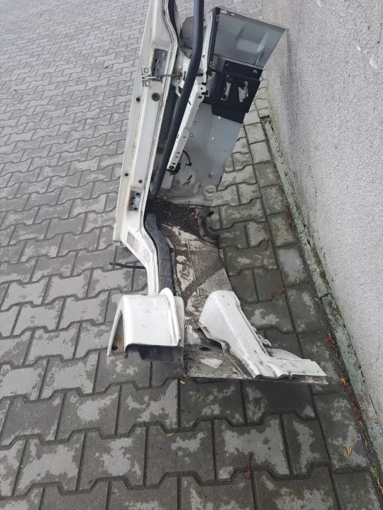 OEM ĆWIARTKA BOK SŁUPEK PRÓG LEWY KABINY VOLVO FL 6 00-06 image 4