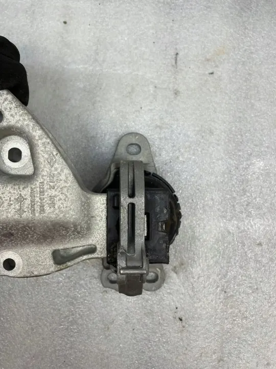 Moottorin Kiinnike OEM 112328498R Renault Trafic III/IV image 7
