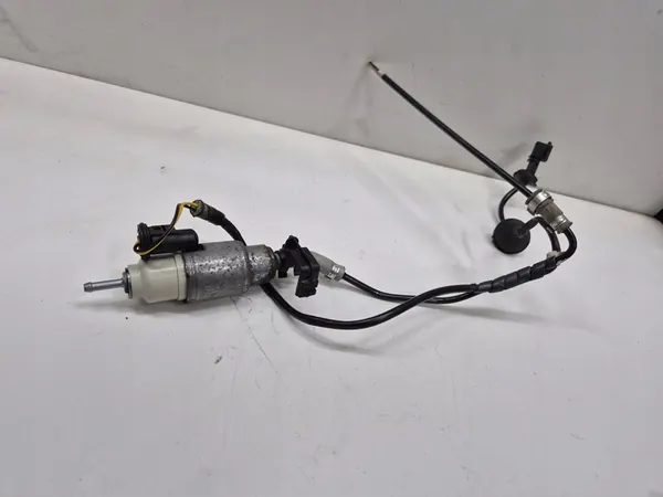 Electric Fuel Pump Webasto Audi A3 VW Golf Passat Touran image 5