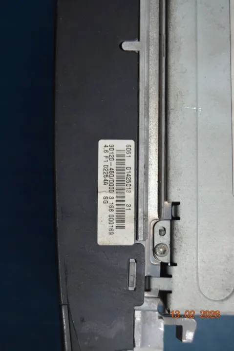 Centro multimedia OEM 46F102254A para Mercedes E W211 image 8