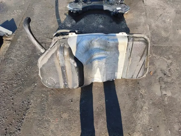 Tanque & Bomba Kia Sportage IV OEM 31100-D7000 image 6