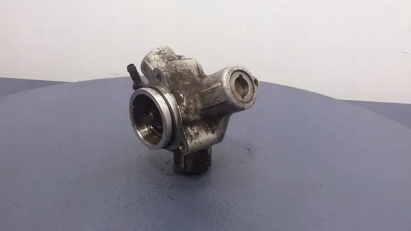 VW Golf IV 1.6 FSI högtrycksbränslepump OEM 036127025J image 4