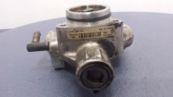 VW Golf IV 1.6 FSI högtrycksbränslepump OEM 036127025J image 5