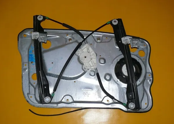 Motor do elevador de vidro dianteiro direito Skoda Fabia I image 6