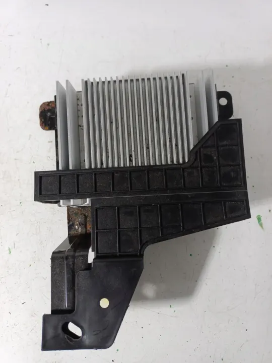 Hyundai OE Verstärker 96370-2V100 - Gebraucht image 2