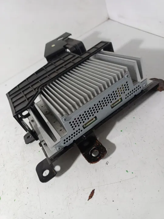 Hyundai OE Verstärker 96370-2V100 - Gebraucht image 5