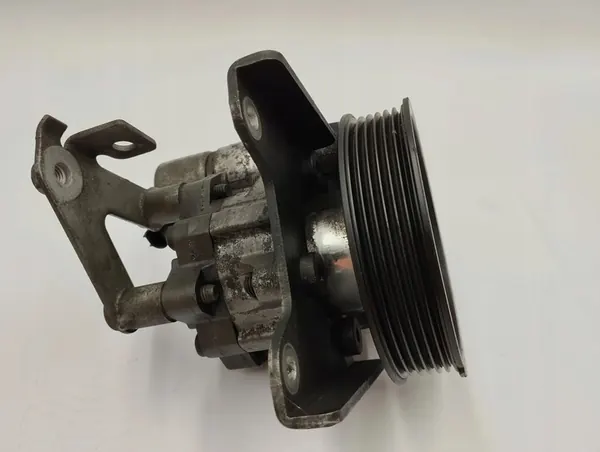 Bomba de direção assistida BMW 5 E60 E61 32416766190 image 2