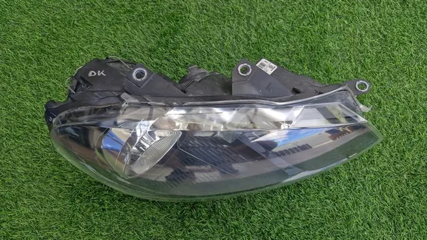 Farol dianteiro direito VW Golf VI 5K1941006M image 3