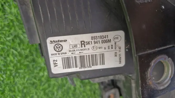 Farol dianteiro direito VW Golf VI 5K1941006M image 4