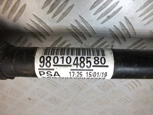 Citroen C3 III 1.2 PureTech Arbre de transmission avant gauche court 9801048580 image 4