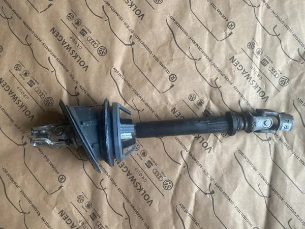 Audi A5 8T Ohjauspylvään akseli OEM 8K1419753H image 2