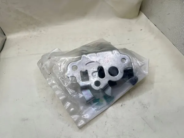 Bagagelås Audi A4 S4 B8 8K 8K9827505A image 4