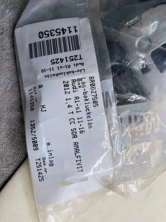 Bagagelås Audi A4 S4 B8 8K 8K9827505A image 5