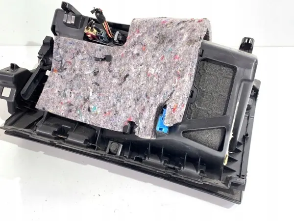 Passagerarhandskfack OEM LORK-625-55332 Mercedes W176 image 4