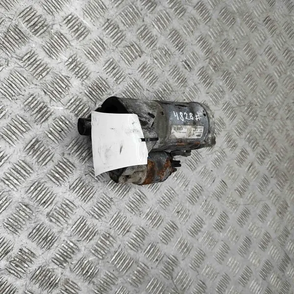 Motor de arranque OPEL VIVARO COMBI 1.6L diésel 2015 image 2