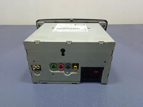Radio Navigation Mercedes B-Class W246 OEM A2469000012 image 3