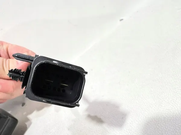 Tyhjiöpumppu OEM A0004303500 Mercedes EQA/EQB:lle image 3