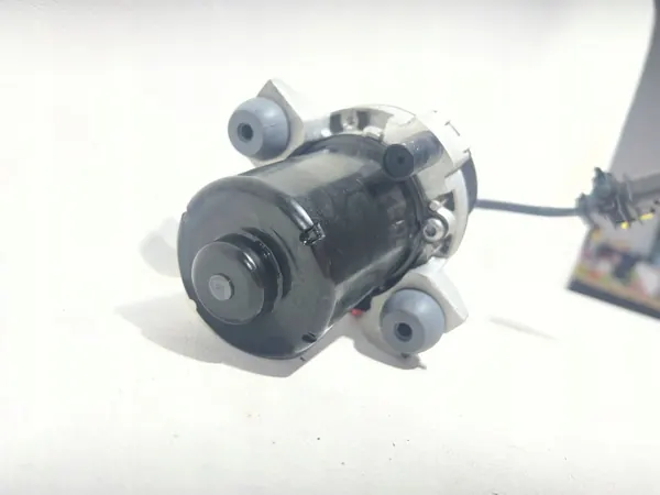 Tyhjiöpumppu OEM A0004303500 Mercedes EQA/EQB:lle image 4
