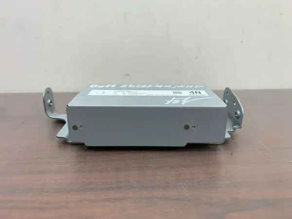 ECU Subaru Outback 2023 OEM 82131AN020 - Usado image 3