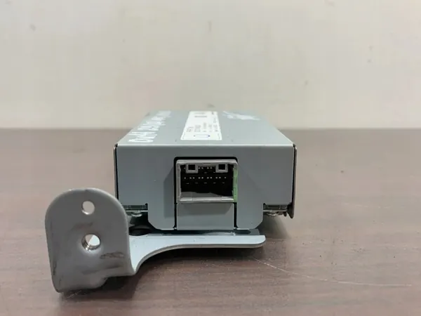 ECU Subaru Outback 2023 OEM 82131AN020 - Usado image 4