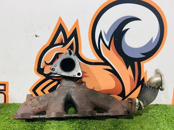 Exhaust Manifold Land Rover Discovery Sport LR104016 image 2