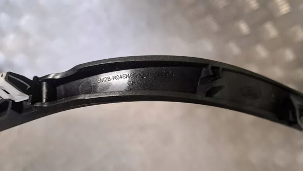 Cadre d'accoudoir Ford OE OEM EM2B-R045N65-AG image 5