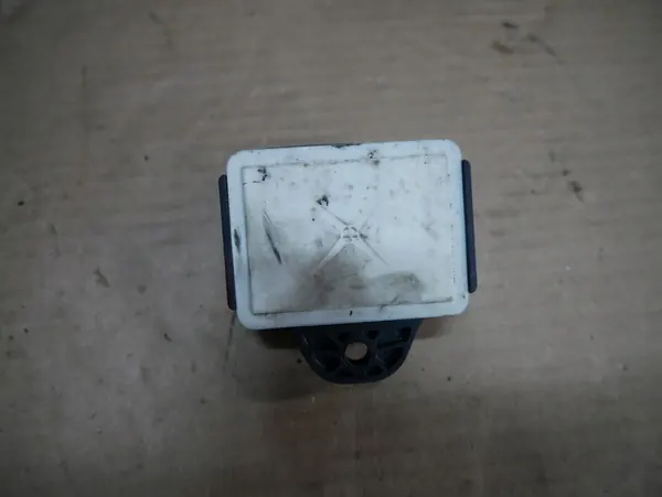 BMW E84 E90 F07 F10 F15 F20 F30 Sytytyspistokerele 8570087 image 2