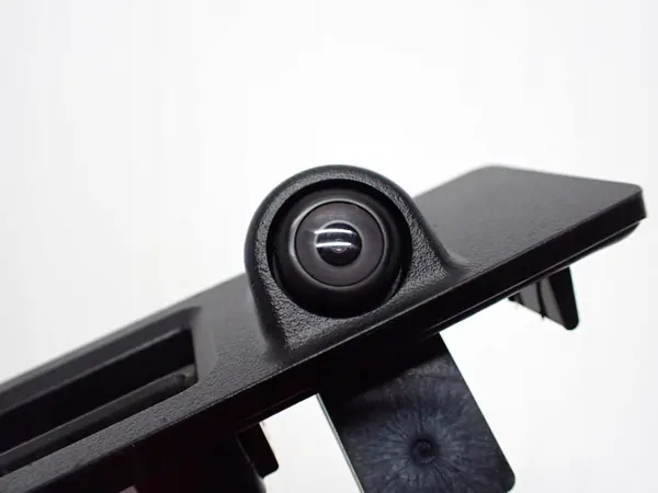 Câmera traseira OEM 1095949-00-E Tesla Model Y image 3