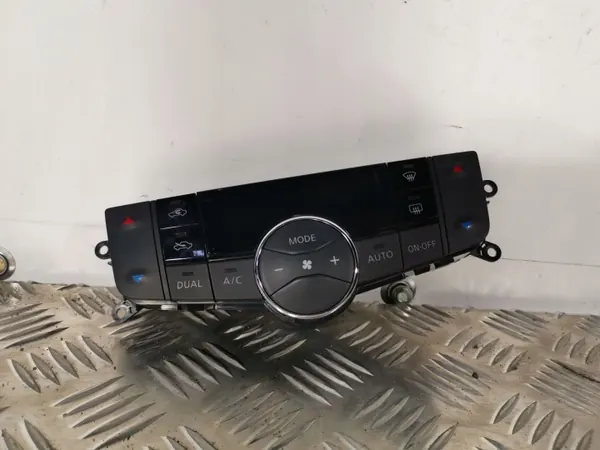 Panneau Climatisation Nissan Pulsar 2015 OEM 275003ZP0A image 2