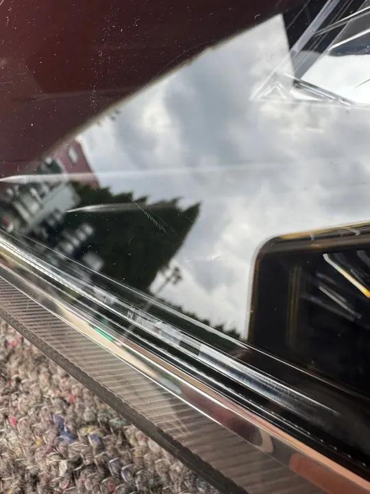 Linker Frontscheinwerfer Skoda Superb III 3V image 5