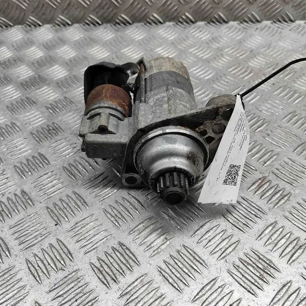 Motor de arranque VW GOLF VI 2.0L diésel 2010 02Z911023P image 3