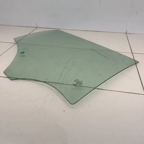 Höger bakdörrs glas AS2 MERCEDES GLA W156 2016 image 3