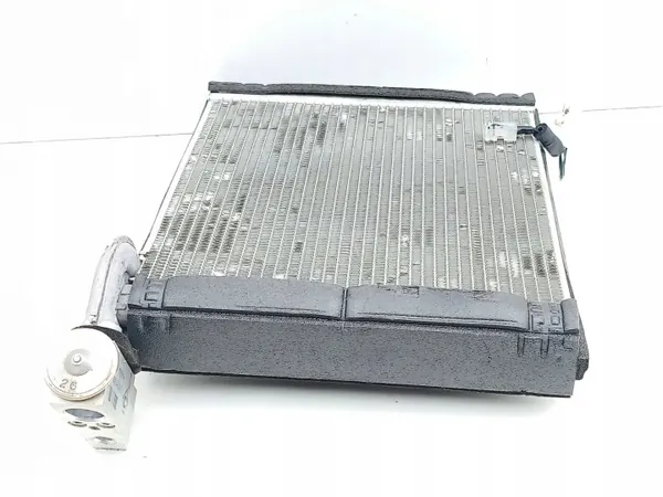 Lexus CT 200H ilmastointi höyrystin OEM 4475003070 image 3