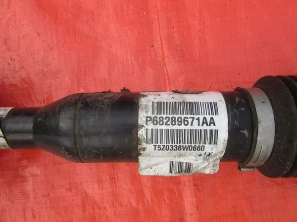 Drivaxel Jeep Cherokee KL image 4