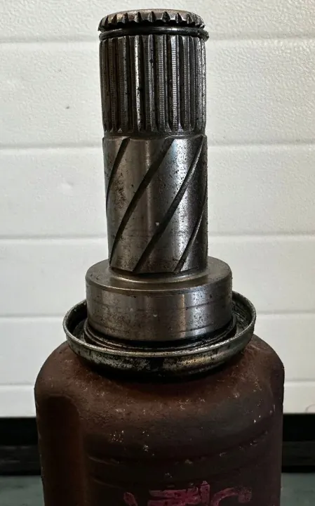 Demi-arbre gauche OEM 391017355R pour Renault Clio IV image 5