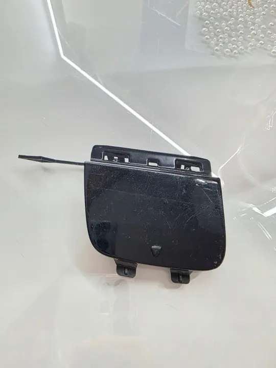Cache de crochet Mercedes GLA OEM A1568850722 image 3