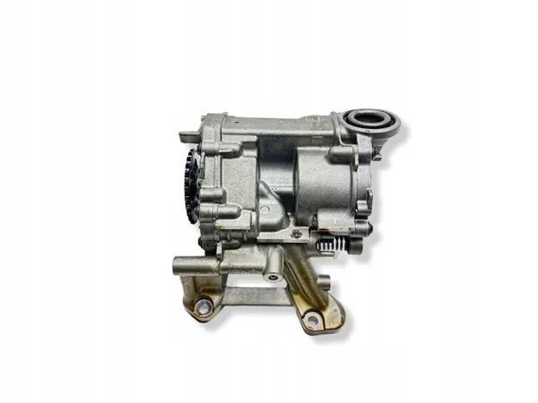 Bomba de aceite usada OEM 8631810 para BMW 1 F40 1.5 image 2