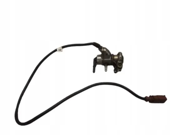 AdBlue-suutin OEM WTRYSK WTRYSKIWACZ AUDI A4 B9 image 2