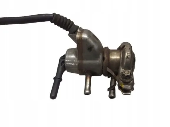 AdBlue-suutin OEM WTRYSK WTRYSKIWACZ AUDI A4 B9 image 3