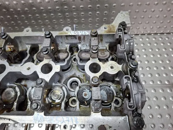Culata Motor OEM 110425271R - Usada image 6