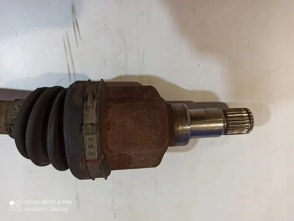 Volvo V50 2010 Vänster drivaxel 36001355 image 4