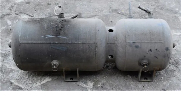 Tanque de aire DAF OE para XF CF 106 - Usado image 3