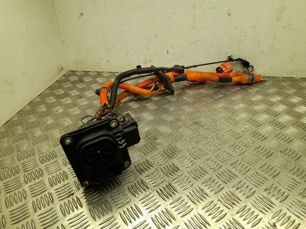 Câble de charge BYD Atto 3 OEM 13647747-00 image 2